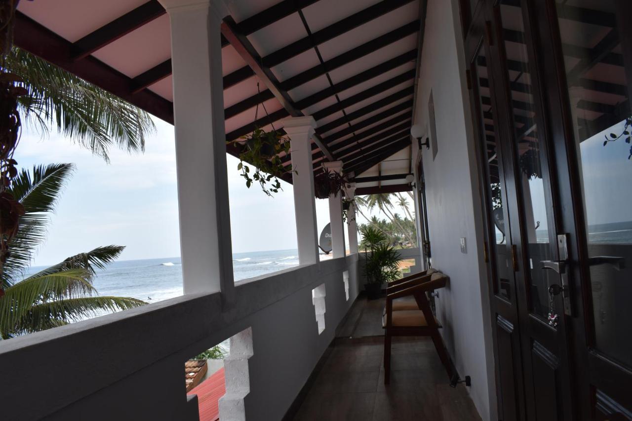 Ashen'S Beach House Boossa Exterior photo